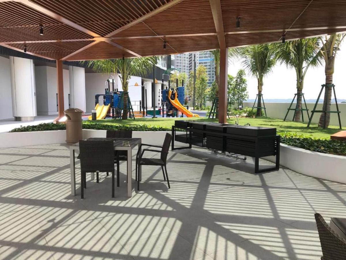 Almas Suite Puteri Harbour-T- Legoland-Jb新山- Sg新加坡 Nusajaya  Exterior photo