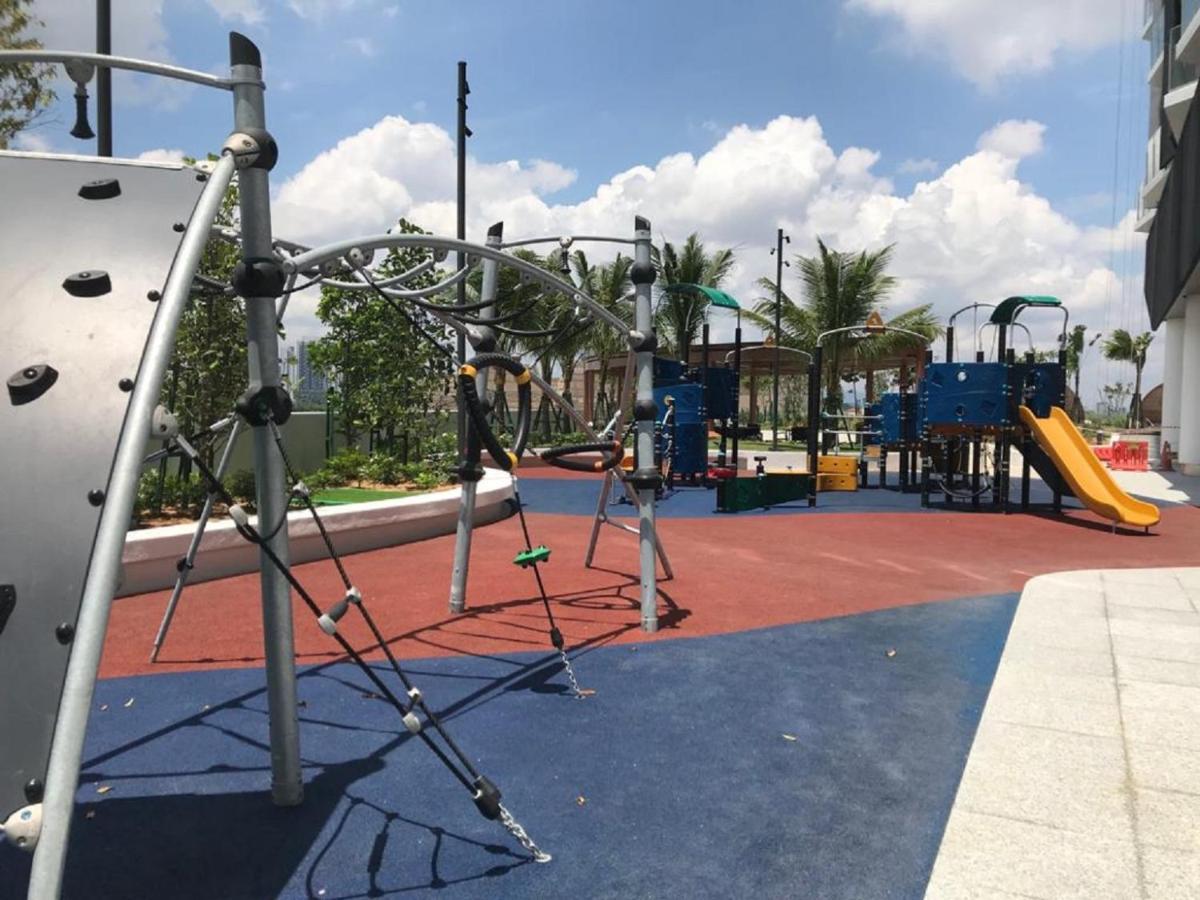 Almas Suite Puteri Harbour-T- Legoland-Jb新山- Sg新加坡 Nusajaya  Exterior photo